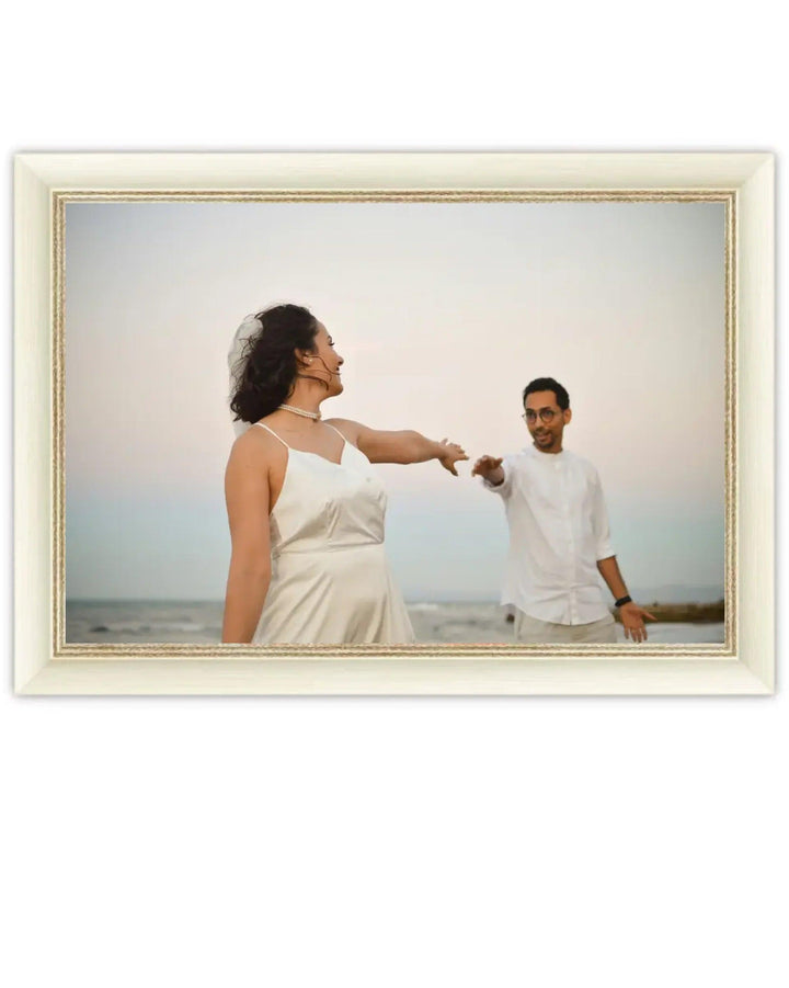 12X18 inch Photo Frame - FRAMEBREEZE